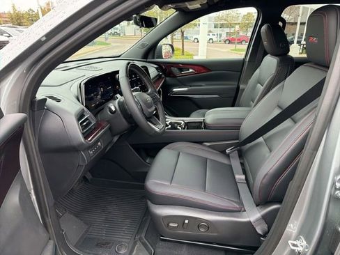 New 2026 Chevrolet Traverse Z71 w/ Enhanced Driving Package AWD/4WD image 7