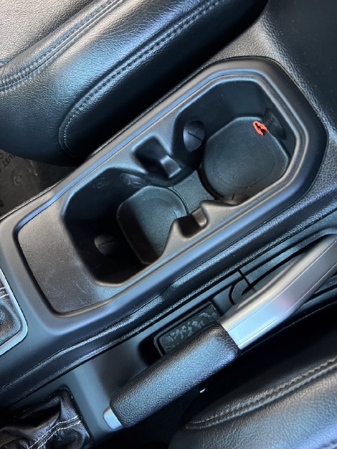 Used 2018 Jeep Wrangler Unlimited Sahara AWD/4WD image 21