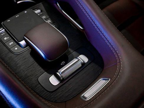 Used 2024 Mercedes-Benz GLE 53 AMG AMG GLE 53, 22'' Wheels, Drive image 51