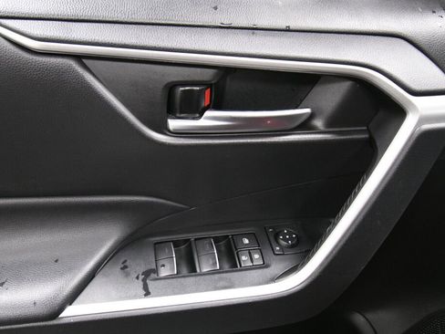 Certified 2023 Toyota RAV4 XLE image 11