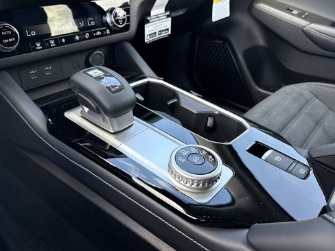 New 2026 Mitsubishi Outlander SE FWD image 28