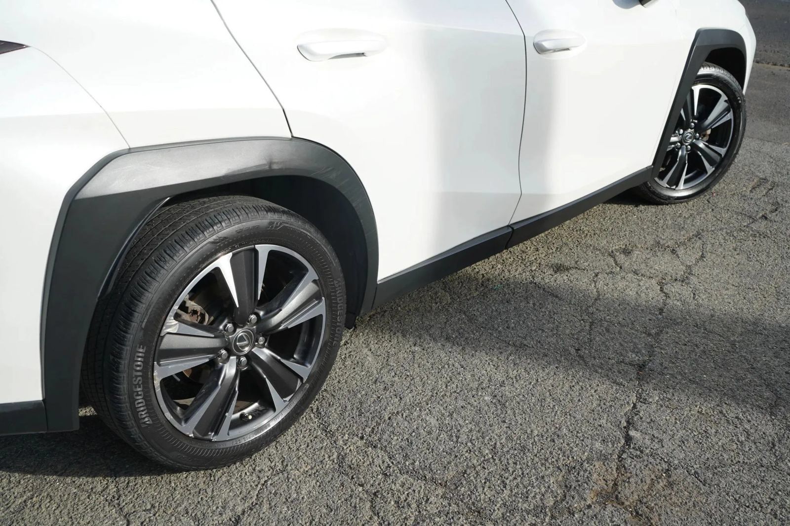 Used 2019 Lexus UX 200 FWD image 7