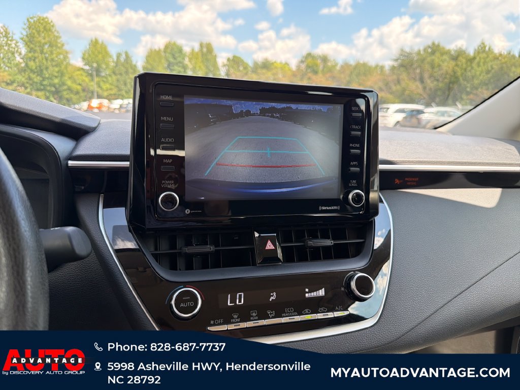 Used 2022 Toyota Corolla LE FWD image 14