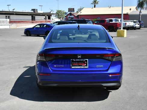 Used 2023 Honda Accord Sport image 7