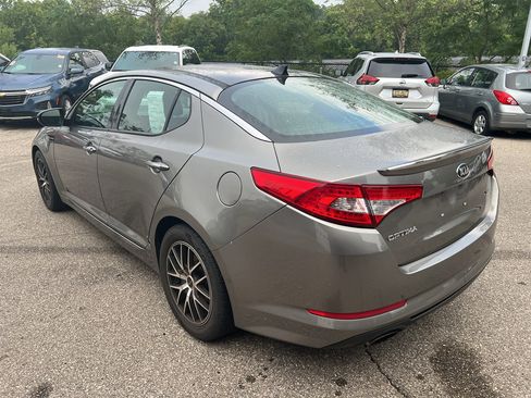 Used 2013 Kia Optima SX w/ Limited Pkg FWD image 3