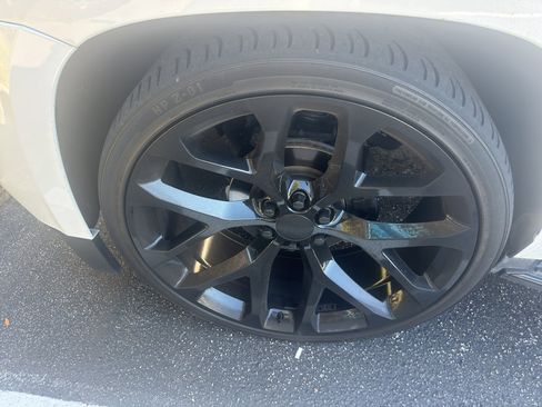 Used 2019 Chevrolet Tahoe Premier w/ RST Edition image 3