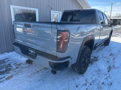 Used 2024 GMC Sierra 2500 AT4 w/ AT4 Premium Plus Package image 3