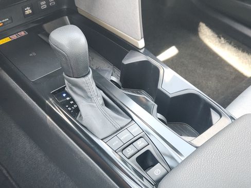 Used 2025 Toyota Camry LE FWD image 21