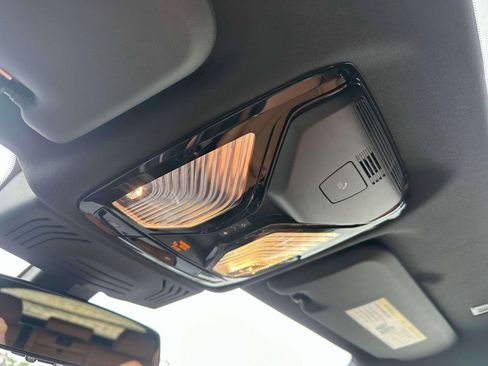 Used 2023 BMW X4 M40i w/ Premium Package image 34