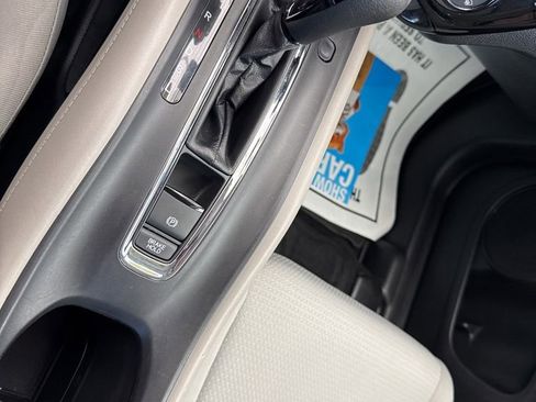 Certified 2022 Honda HR-V LX image 20