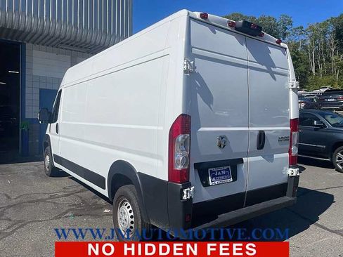 Used 2025 RAM ProMaster 2500 w/ Convenience Group FWD image 3