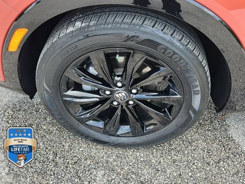 Certified 2024 Buick Envista Sport Touring w/ Convenience I Package FWD image 7