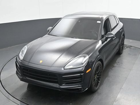 Used 2021 Porsche Cayenne GTS AWD/4WD image 34