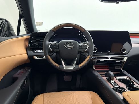 Used 2026 Lexus RX 350 w/ Convenience Package AWD/4WD image 32