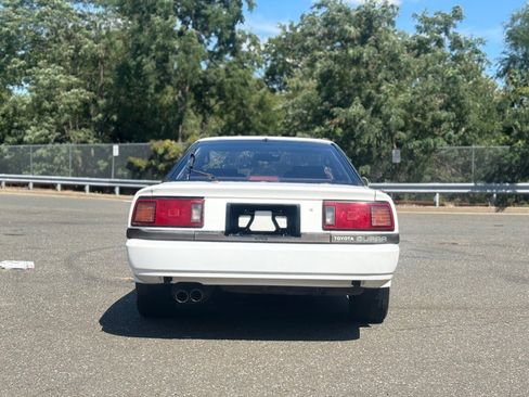 Used 1988 Toyota Supra RWD image 7
