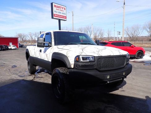 Used 1999 GMC Sierra 1500 4x4 Extended Cab w/ Convenience Plus Group image 1