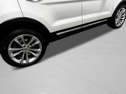 Used 2018 Ford Explorer Limited w/ Equipment Group 301A image 39