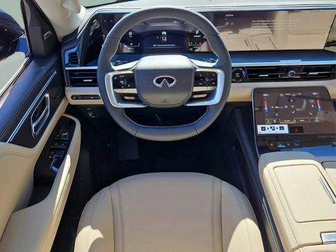 New 2026 INFINITI QX80 Pure image 12