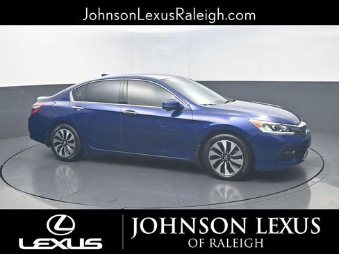Used 2017 Honda Accord Hybrid Sedan image 6
