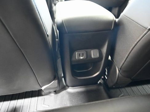 Used 2022 Chevrolet Colorado ZR2 image 24