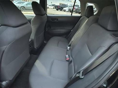 Used 2022 Toyota Corolla Cross LE AWD/4WD image 17