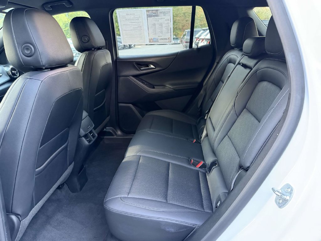 Used 2025 Chevrolet Equinox LT w/ Convenience Package II FWD image 15