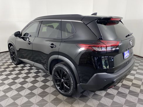 Used 2023 Nissan Rogue SV w/ SV Premium B Package AWD/4WD image 10