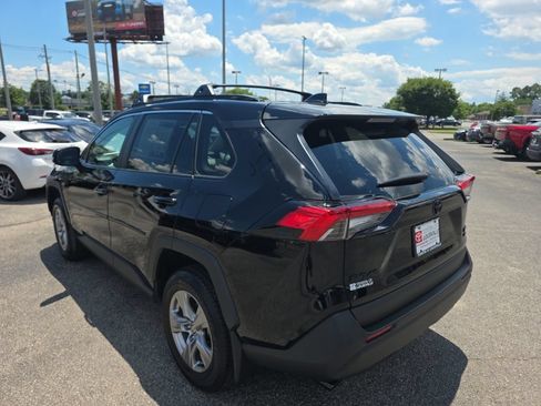 Certified 2025 Toyota RAV4 XLE w/ Convenience Package AWD/4WD image 7