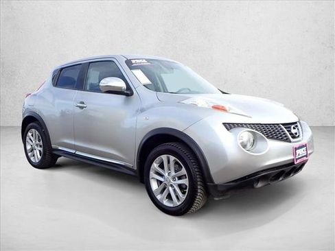 Used 2011 Nissan Juke SV w/ Chrome Pkg image 6
