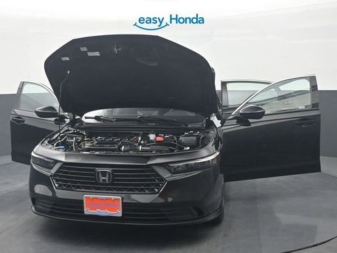 Used 2023 Honda Accord EX image 37