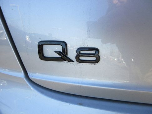 Used 2021 Audi Q8 Premium Plus image 8