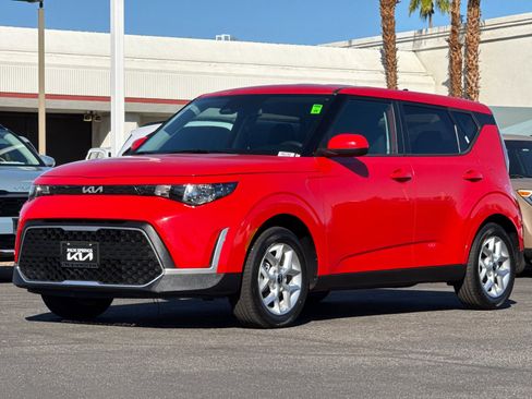 Certified 2024 Kia Soul LX w/ Option Group 015 image 7