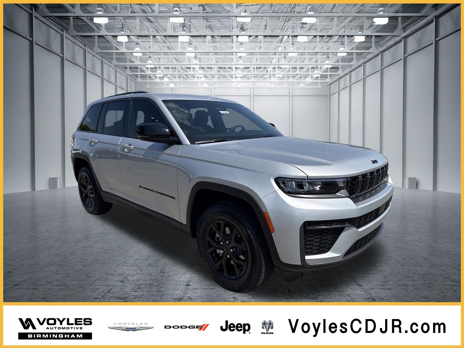 New 2026 Jeep Grand Cherokee Altitude RWD image 1