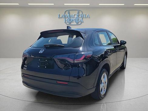 Used 2023 Honda HR-V LX image 5
