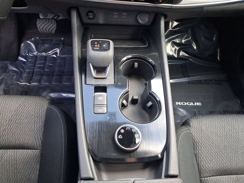 New 2026 Nissan Rogue SV AWD/4WD image 13