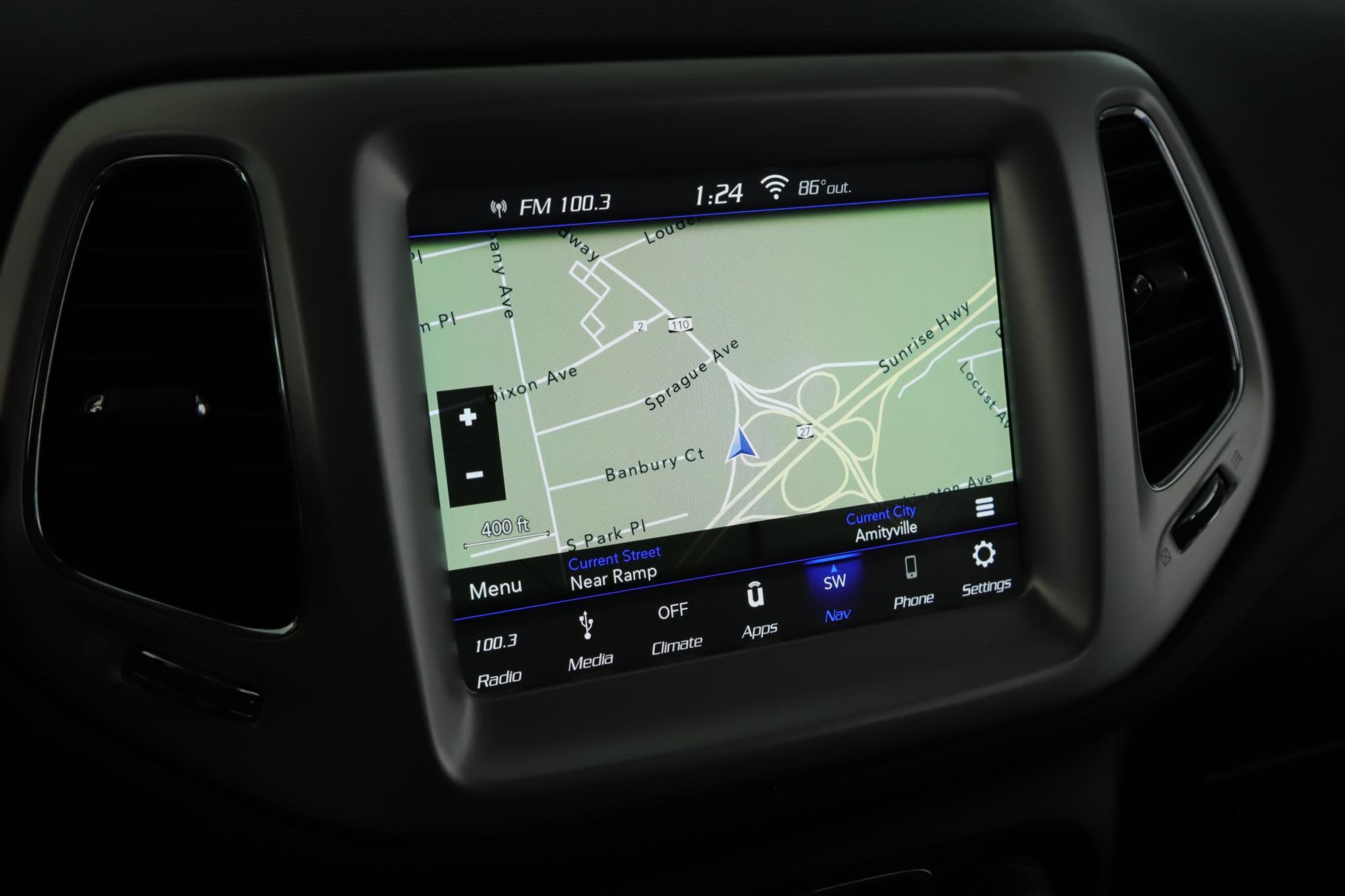 Used 2018 Jeep Compass Latitude w/ Popular Equipment Group AWD/4WD image 11