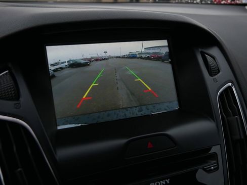 Used 2015 Ford Focus Titanium w/ Titanium Cold Weather Package image 28