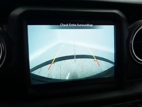 Certified 2018 Jeep Wrangler Unlimited Sahara image 43