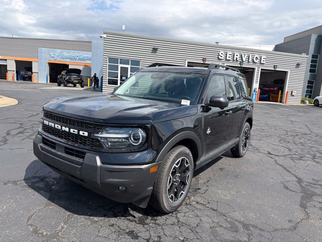 Used 2025 Ford Bronco Sport Outer Banks w/ Outer Banks Tech Package+ AWD/4WD image 16