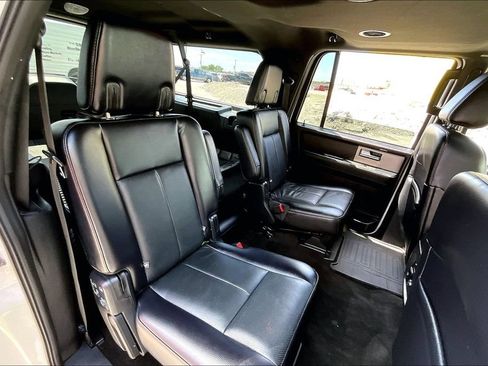 Used 2017 Ford Expedition EL Limited w/ Equipment Group 301A AWD/4WD image 24
