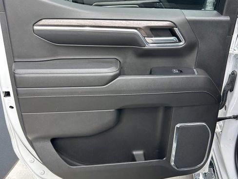 Used 2024 Chevrolet Silverado 1500 LTZ image 11