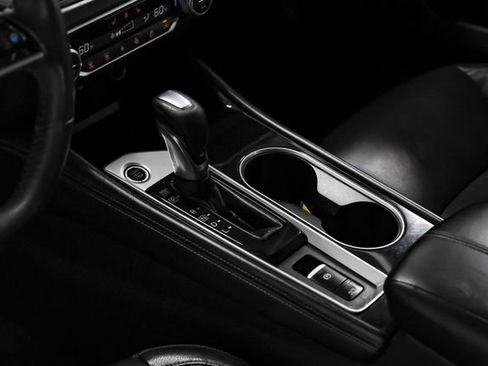 Used 2020 Nissan Altima 2.0 Platinum image 23