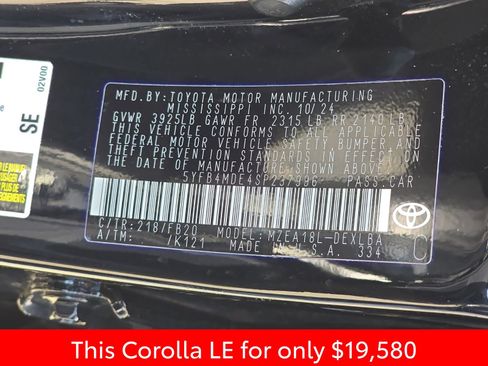 Used 2025 Toyota Corolla LE image 40