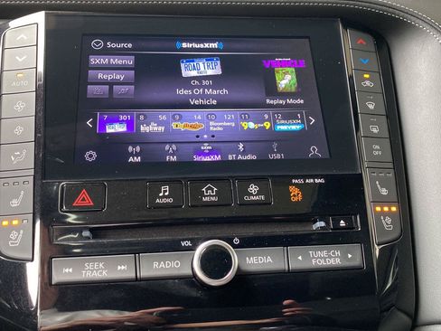 Used 2023 INFINITI QX55 Sensory w/ Lighting Package AWD/4WD image 35