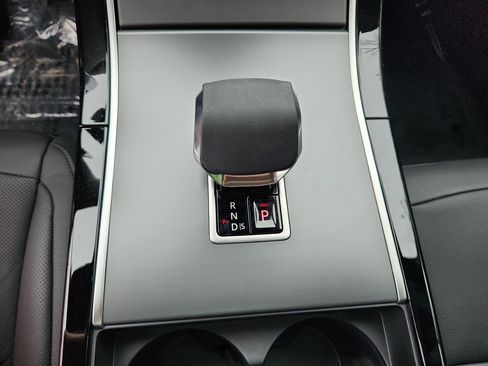 Certified 2026 Land Rover Range Rover Evoque S image 16