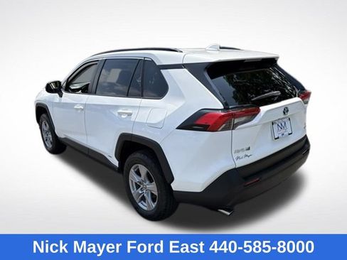 Used 2022 Toyota RAV4 LE AWD/4WD image 5