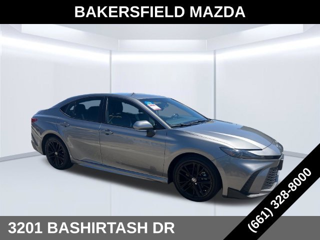 Used 2025 Toyota Camry SE FWD image 7