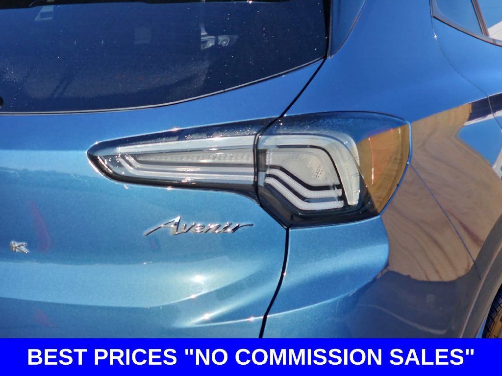 Used 2024 Buick Encore GX Avenir w/ Avenir Convenience Package FWD image 40