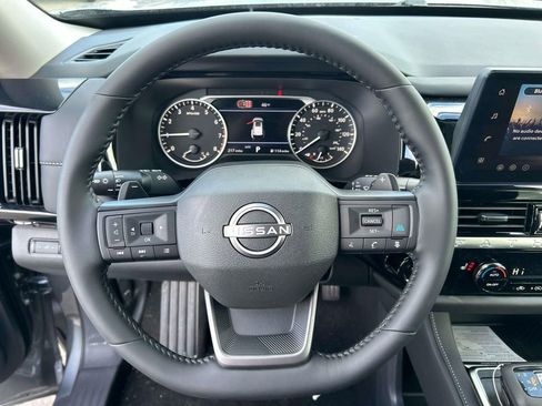 New 2026 Nissan Pathfinder SV AWD/4WD image 10