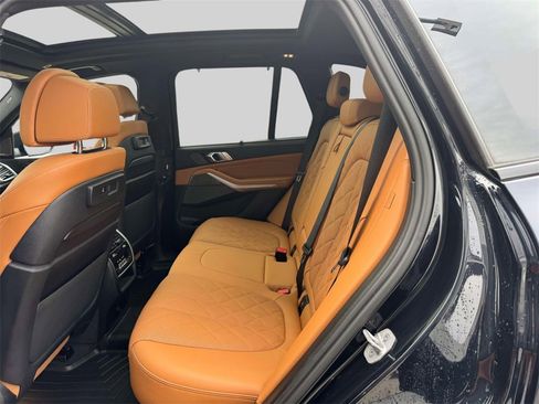 Certified 2023 BMW X5 M50i w/ Executive Package image 11